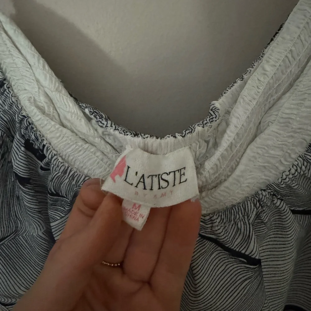 L'ATISTE Black and White Strapless Top - Picture 3 of 5